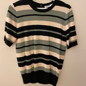 Brand New ZARA sweater blouse Striped LARGE
